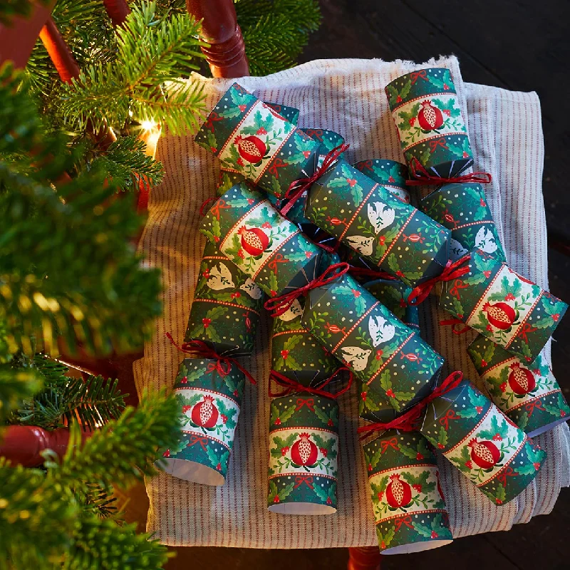 Folklore recyclable domino crackers